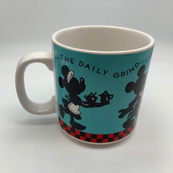 Gibson Disney Mickey & Minnie Mouse 'The Daily Grind' Ceramic Coffee Mug - Picture 5 of 14